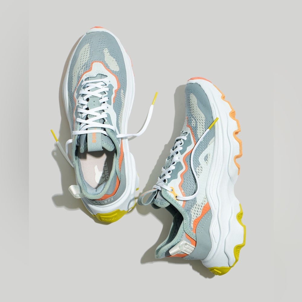 Sorel Kinetic Breakthrough Day Lace Sneaker